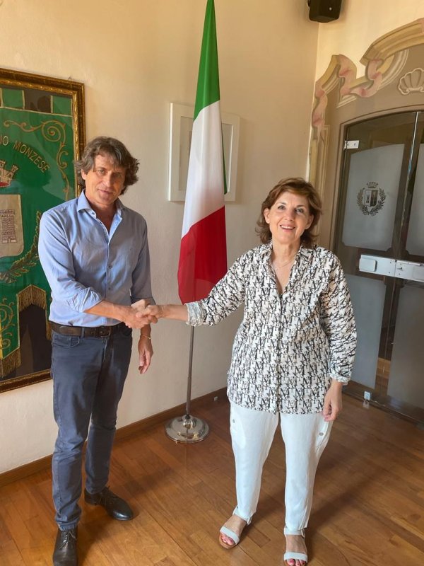 ex Sindaco Angelo Rocchi e il Commissario Anna Aida Bruzzese