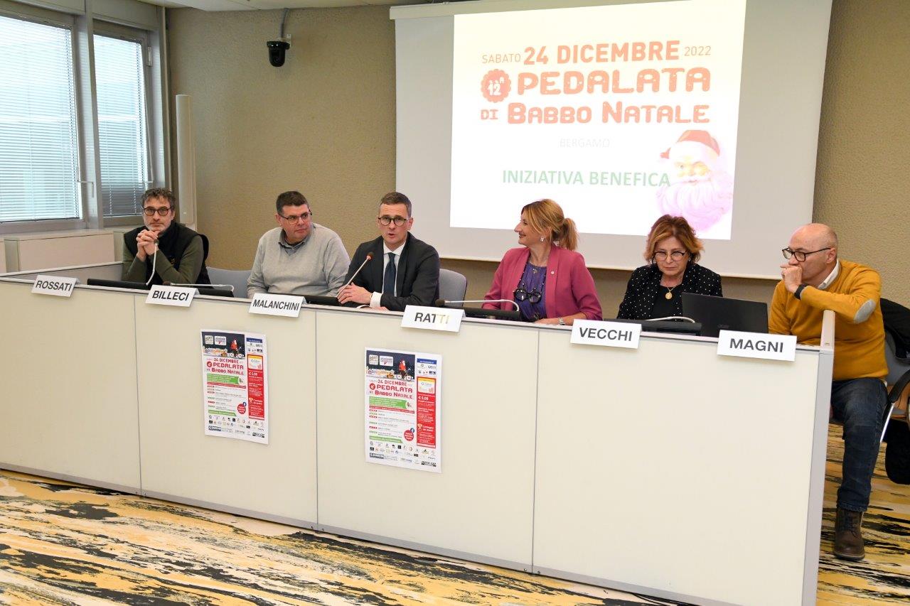 Pedalata Babbo Natale 1