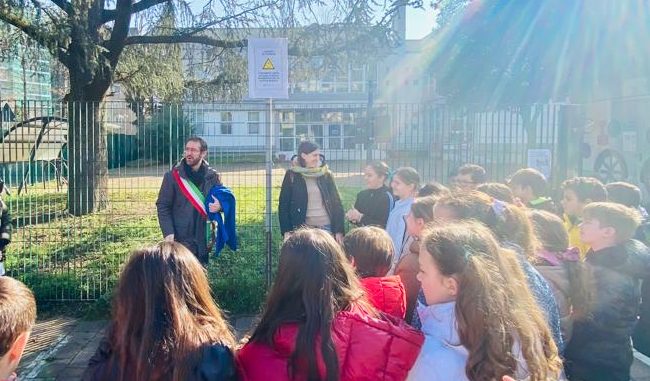 scuole segrate piazza