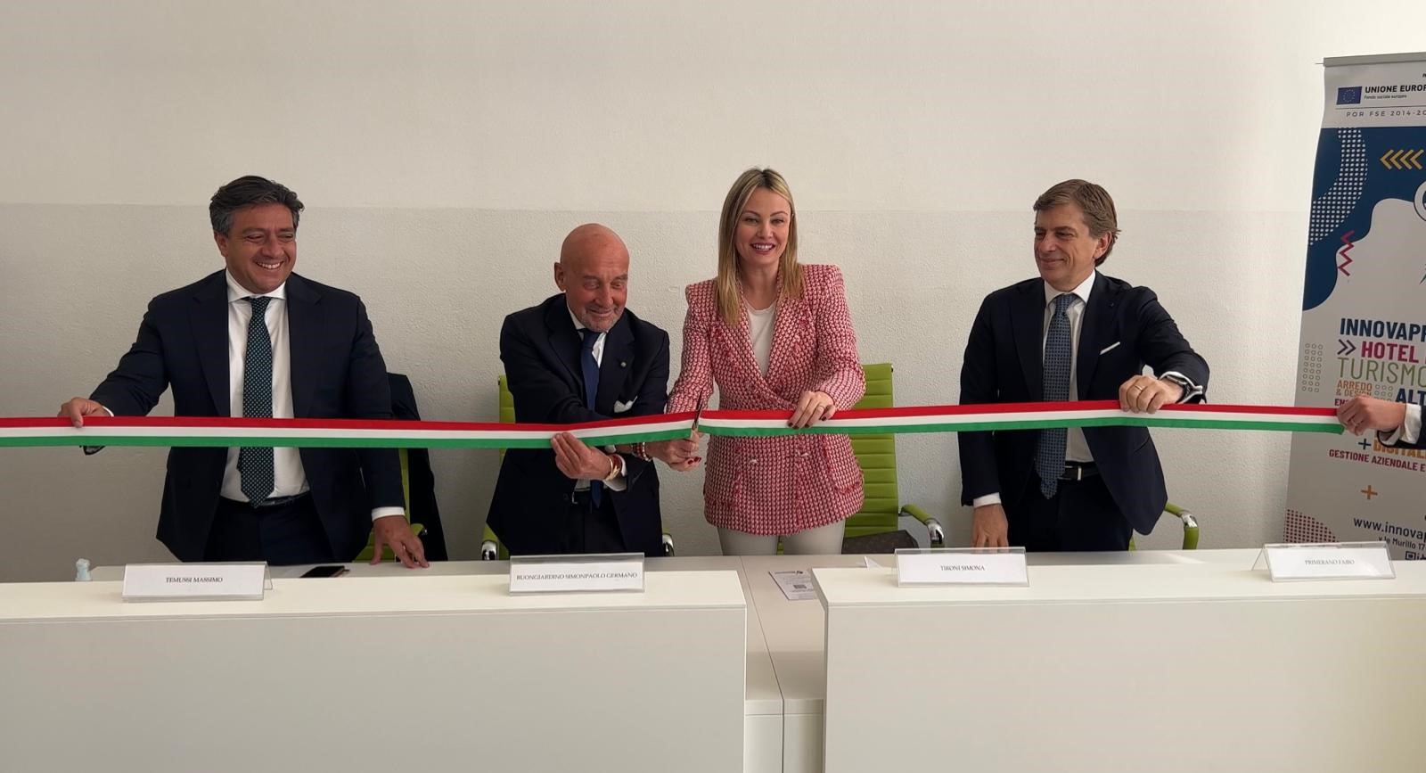 Its Academy Innovaprofessioni taglio nastro a Milano laboratorio didattico di hotellerie