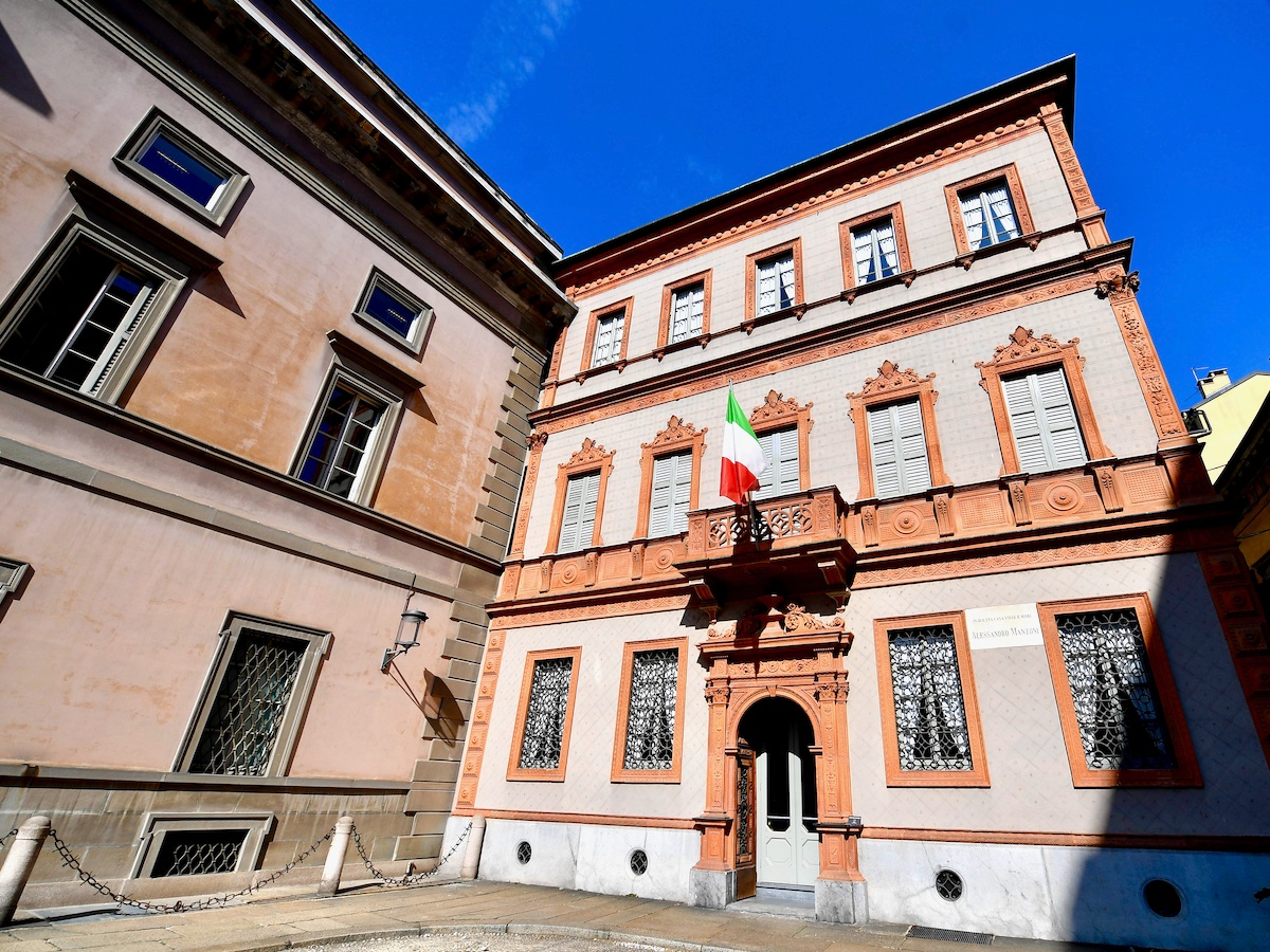 casa del manzoni milano