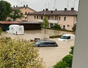 FNAARC_auto-dellagente-di-commercio-persa-con-lalluvione