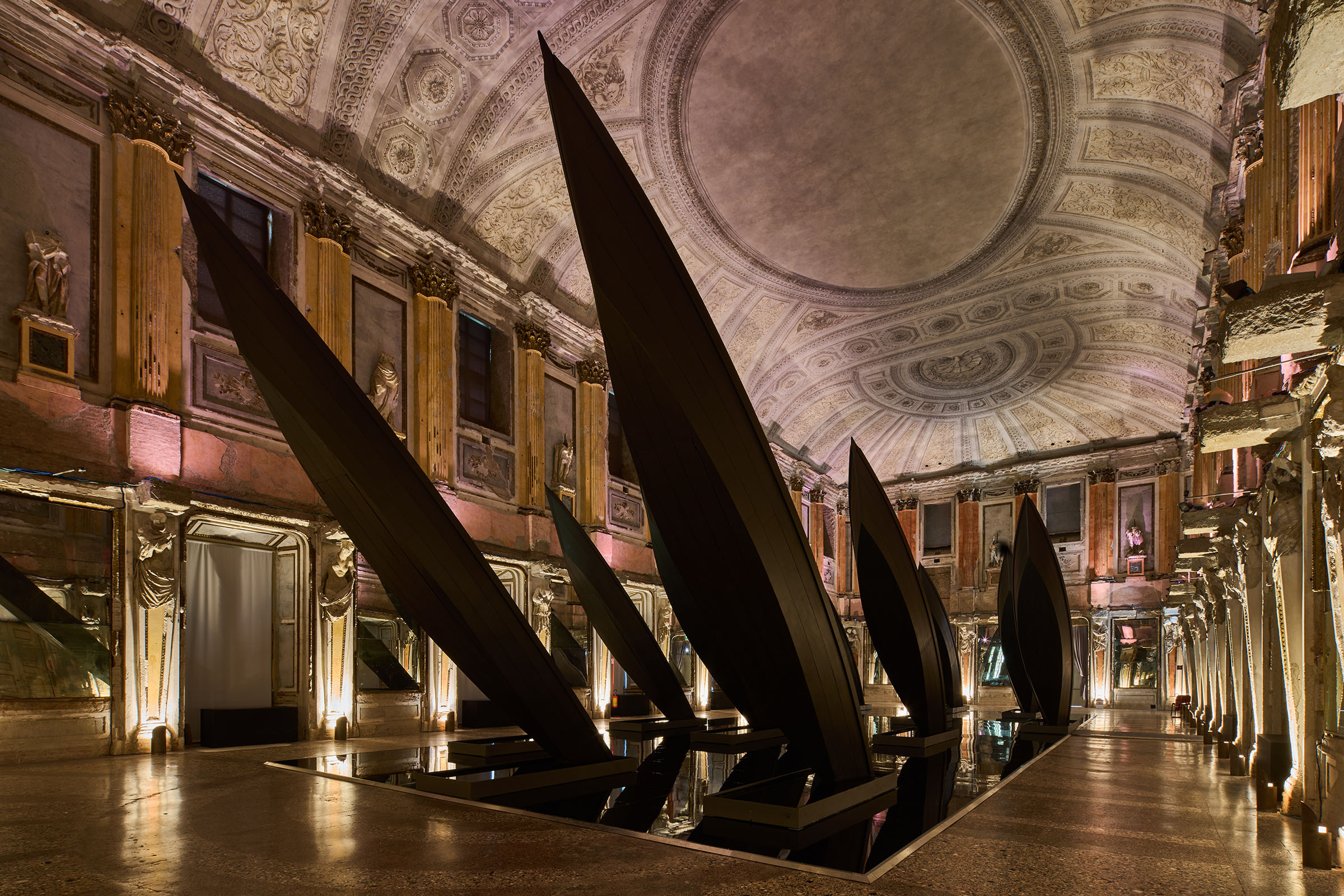 maricerticali Palazzo Reale