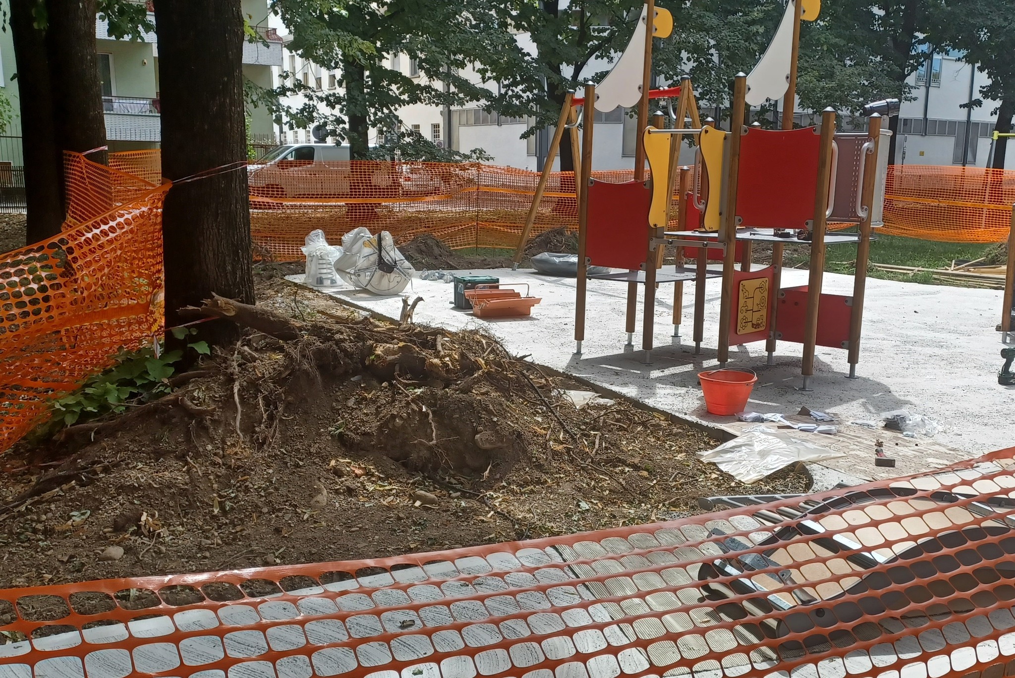 parco giochi inclusivo Saronno 01