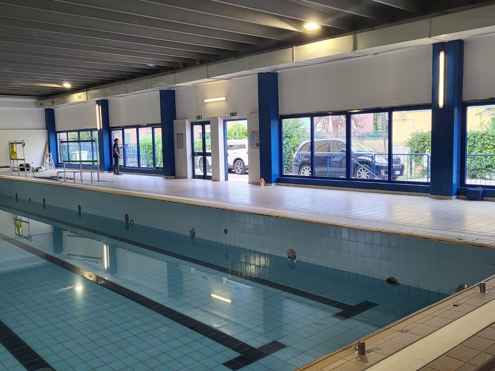 vetrate piscina costa cinisello