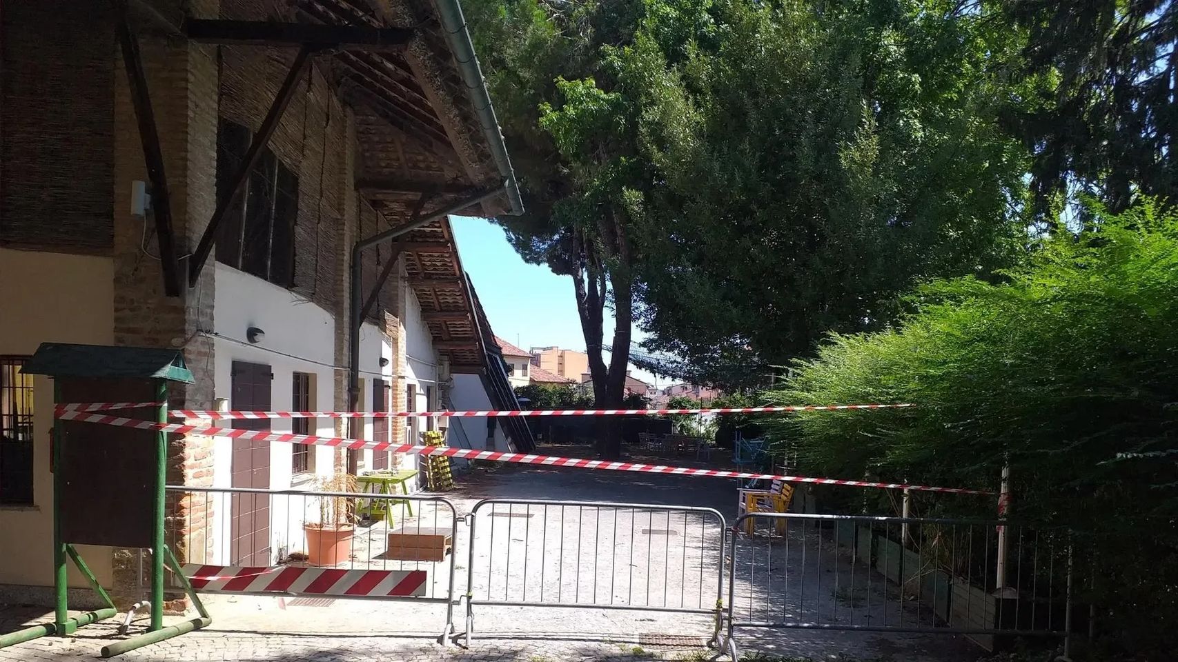 bar parco castello melegnano