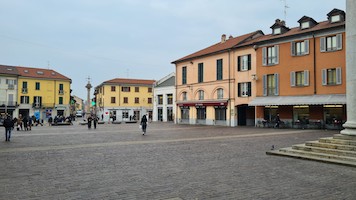 bar piazza san vittore rho