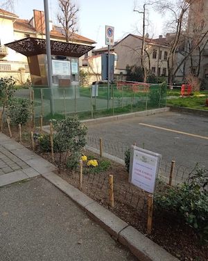 casa acqua recinzione