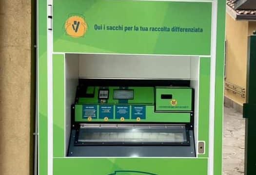 distributore sacchi colturano-min