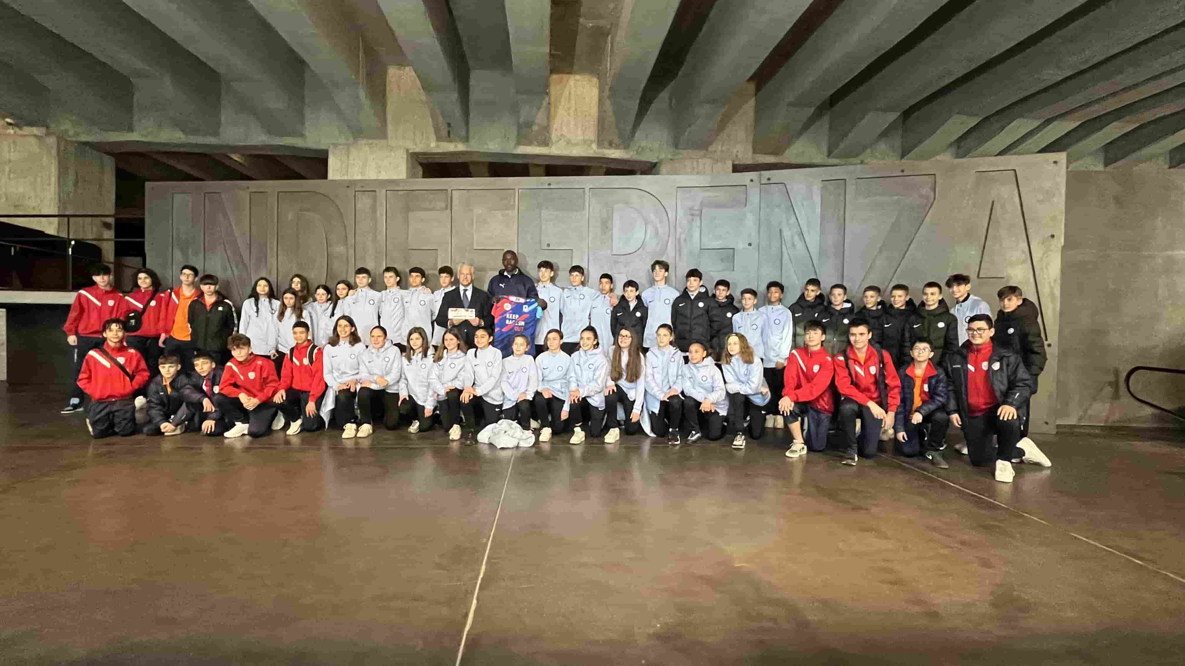 JTC F.C. Internazionale Milano_Muro dell'Indifferenza-min