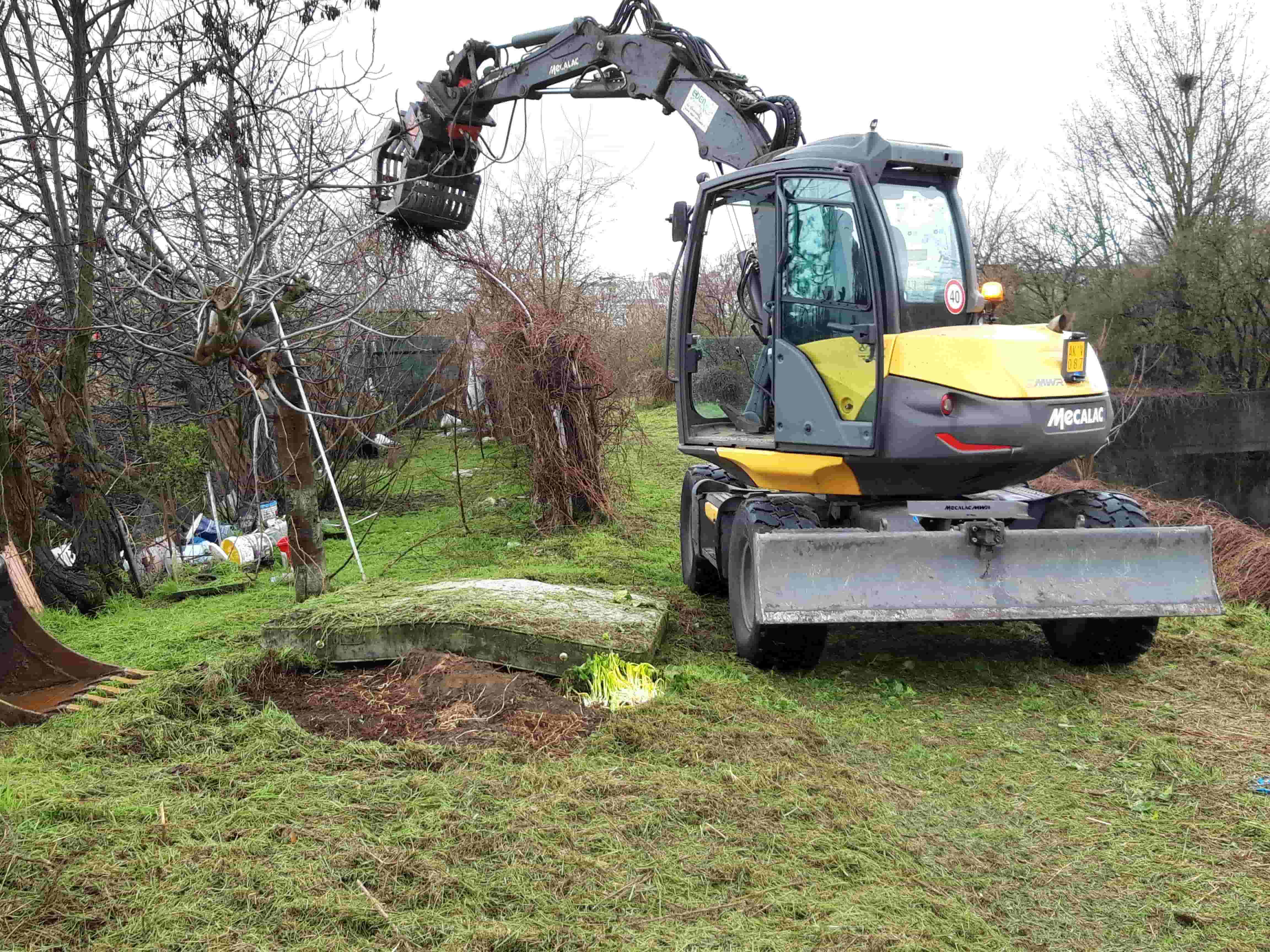 Rimozione rifiuti orti abusivi zona Scolmatore-min (1)