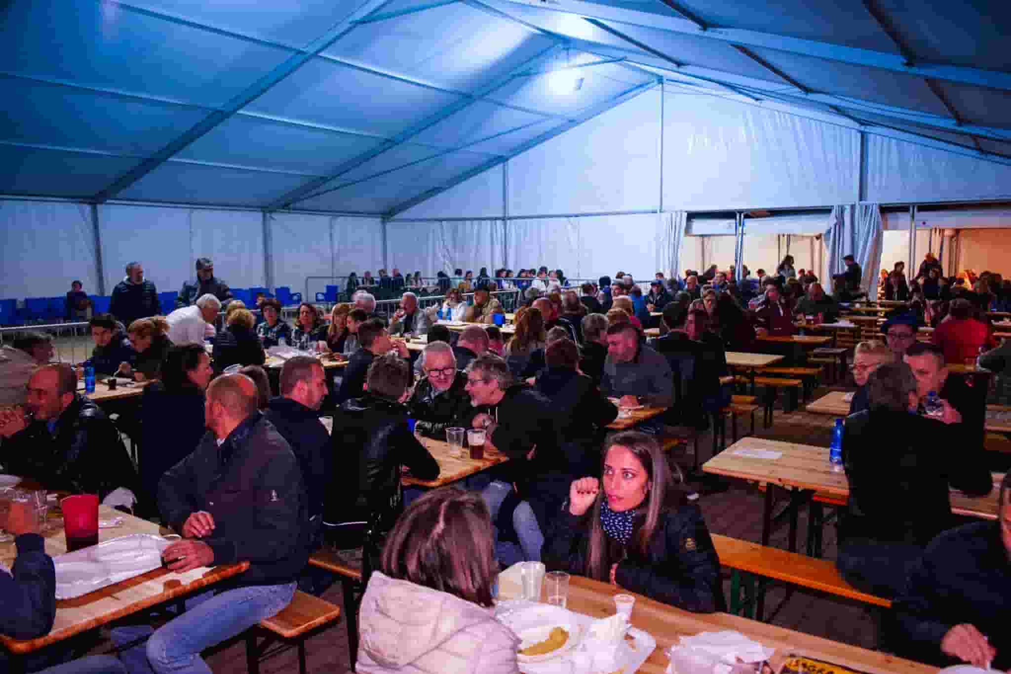 tavoli festa-min (1)