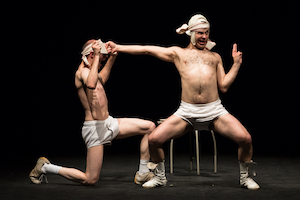 SLIPS INSIDE. Di e con Xavier Bouvier e Benoît Devos