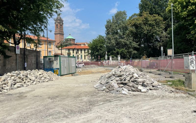 piazza cambiaghi monza lavori