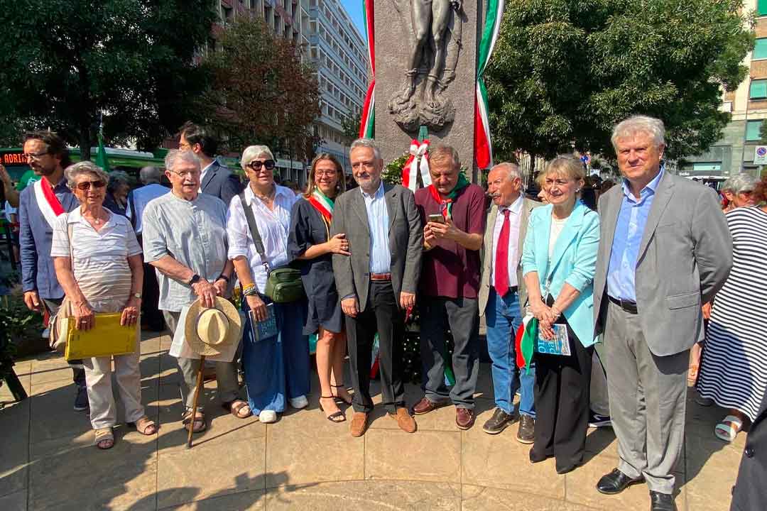 piazzale loreto Pieve Emanuele 01