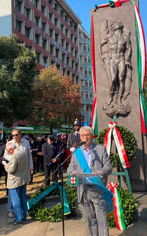 piazzale loreto Pieve Emanuele 05