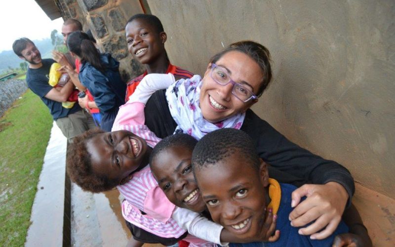 veronica con i bambini