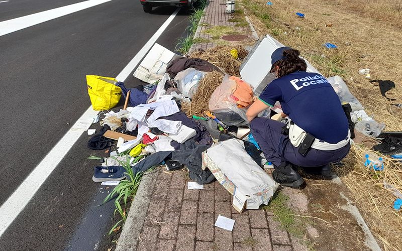 abbandono rifiuti polizia
