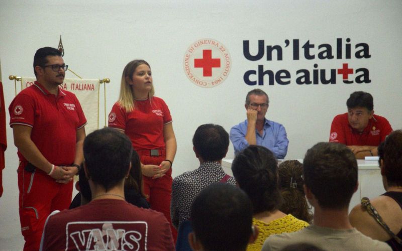 croce rossa volontari