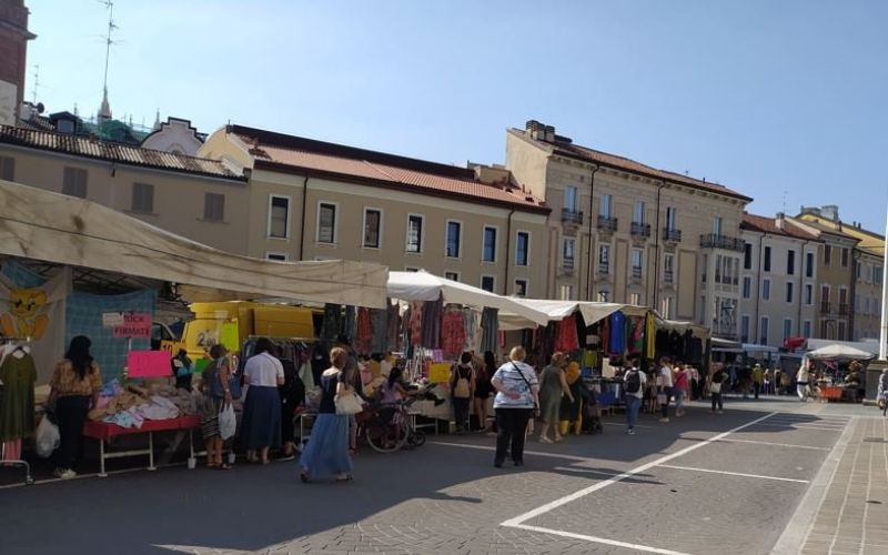 mercato monza