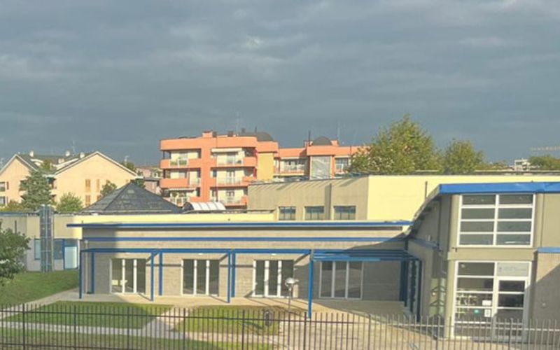 monza centro civico via silva