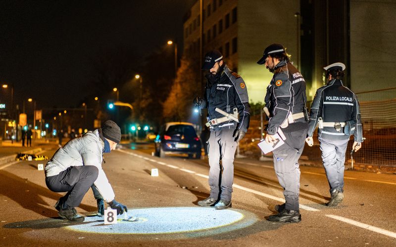 incidente cinisello polizia