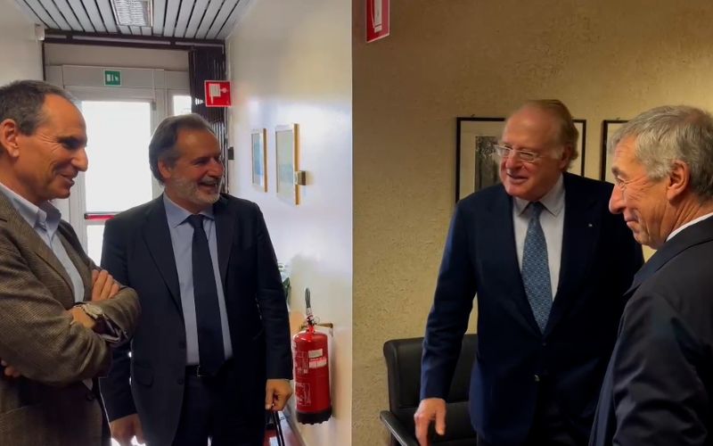 incontro scaroni squeri