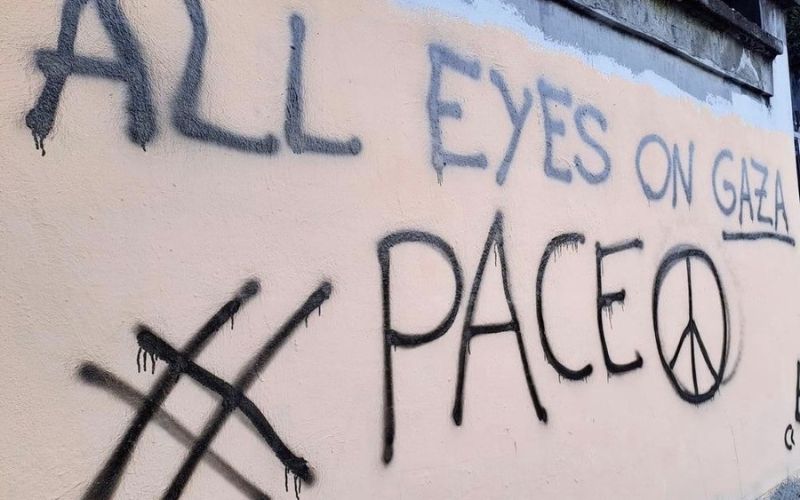 muro con scritte cinisello