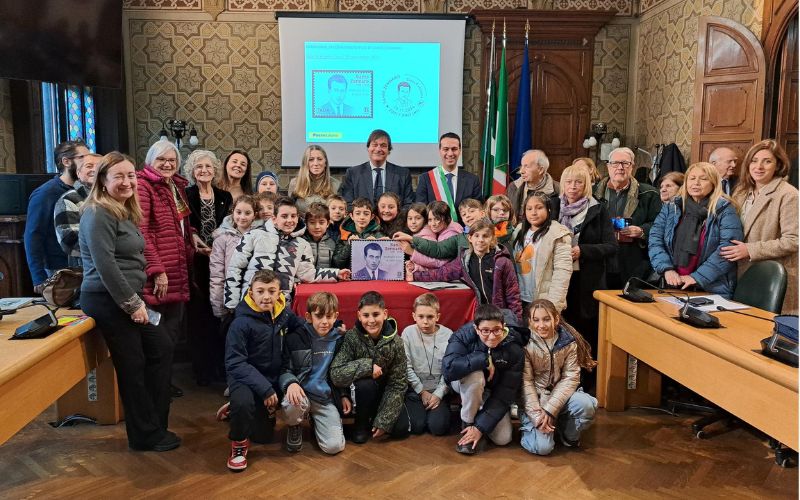 sante zennaro rho francobollo