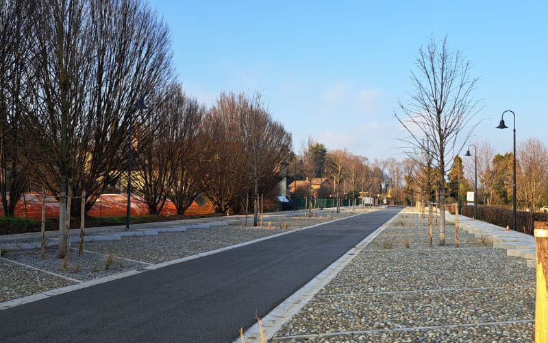 oreno parcheggio via rota