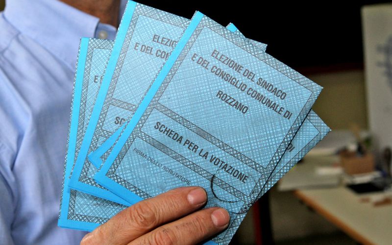 rozzano foto elezioni ok