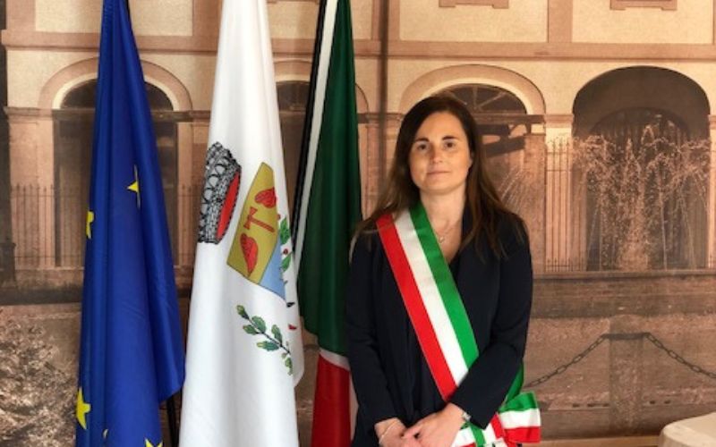 lisa mandelli sindaco usmate velate