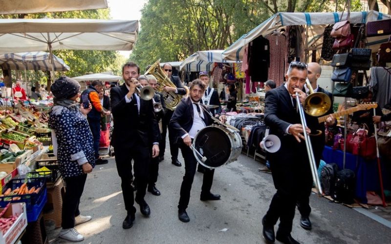 musica banda mercato