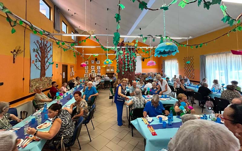 Rho pranzo anziani ferragosto