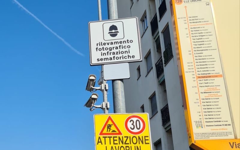 cinisello semaforo con telecamere