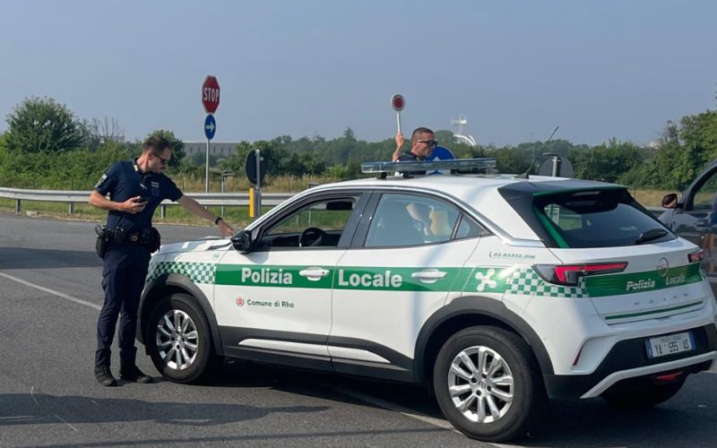polizia locale rho blocco pattuglia