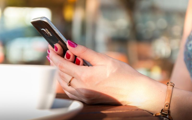 comunicazione smartphone digitale