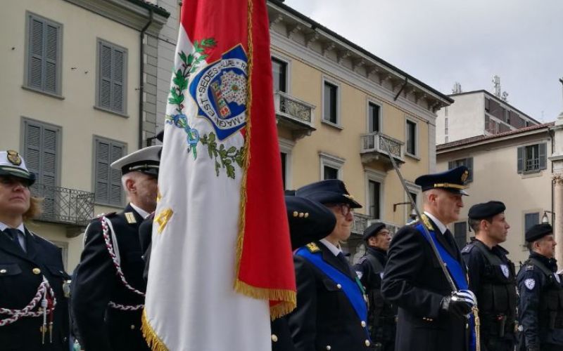 monza polizia cerimonia