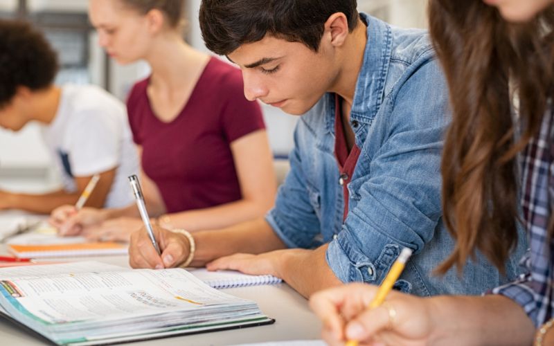 studenti scuola borse di studio