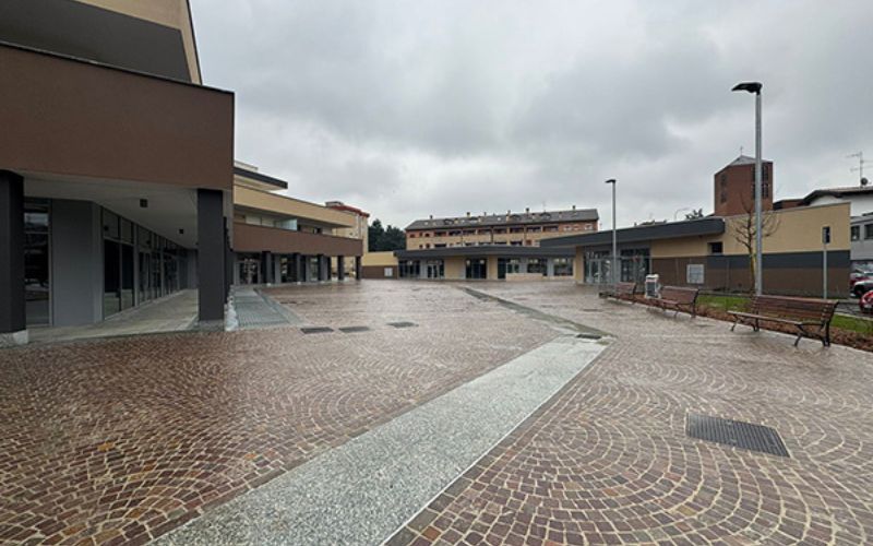 piazzetta messa giordani monza acutis